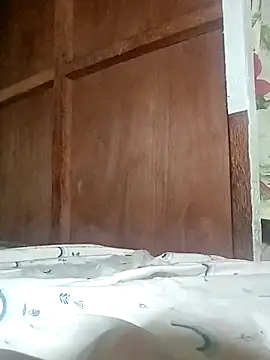 Snapshot of Dreamyeyes_08 chatting on 09-24-25, 06:44 Dreamyeyes 08 online show from 09-24-25, 06:44