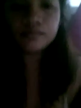 Snapshot of Dreamyeyes_08 chatting on 10-29-25, 06:09 Dreamyeyes 08 online show from 10-29-25, 06:09