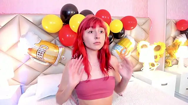 dafnne hall online show from 09-27-25, 04:06