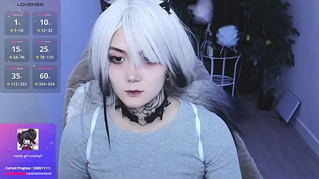 Snapshot of GothXRaven chatting on 02-15-26, 03:53 GothXRaven online show from 02-15-26, 03:53