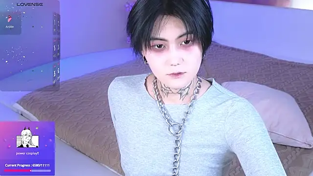 Snapshot of GothXRaven chatting on 02-24-26, 04:05 GothXRaven online show from 02-24-26, 04:05