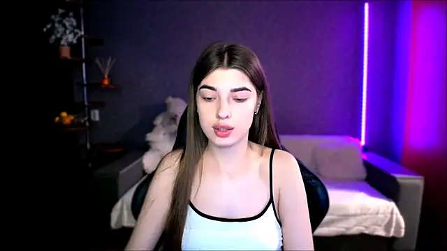 Snapshot of Dianaa_Lee0 chatting on 09-18-25, 05:26 Dianaa Lee0 online show from 09-18-25, 05:26