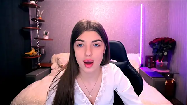 Snapshot of Dianaa_Lee0 chatting on 12-02-25, 08:15 Dianaa Lee0 online show from 12-02-25, 08:15