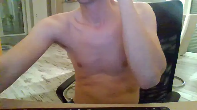 Snapshot of Trockenbau chatting on 10-15-25, 06:41 Trockenbau online show from 10-15-25, 06:41