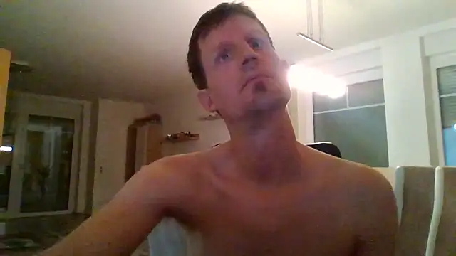 Snapshot of Trockenbau chatting on 10-17-25, 08:28 Trockenbau online show from 10-17-25, 08:28