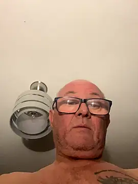 naughtygrandad1 online show from 10-17-25, 06:27