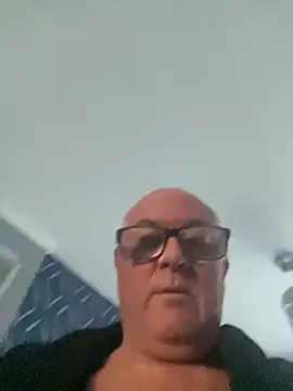 naughtygrandad1 online show from 10-29-25, 08:05