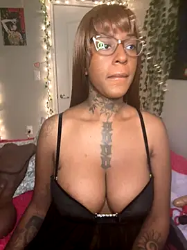 Snapshot of MistiSavannah chatting on 11-30-25, 11:47 MistiSavannah online show from 11-30-25, 11:47