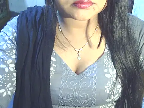 Nusrat Faria07 online show from 12-18-25, 01:06