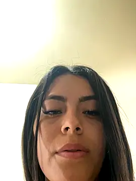 SaraMartinez 1 online show from 10-12-25, 02:38