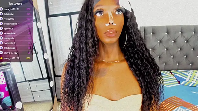 Snapshot of Sara_hot12112 chatting on 10-23-25, 06:45 Sara hot12112 online show from 10-23-25, 06:45
