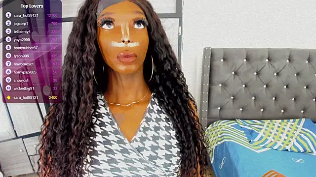 Snapshot of Sara_hot12112 chatting on 10-28-25, 08:40 Sara hot12112 online show from 10-28-25, 08:40