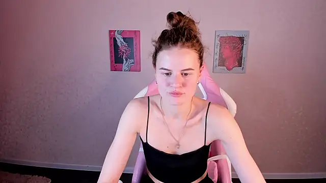 Wanda Gomez online show from 10-09-25, 03:10