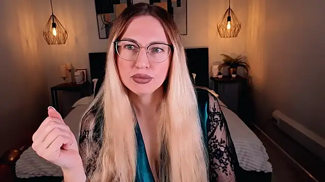 Snapshot of Lexi_terele chatting on 09-21-25, 06:37 Lexi terele online show from 09-21-25, 06:37