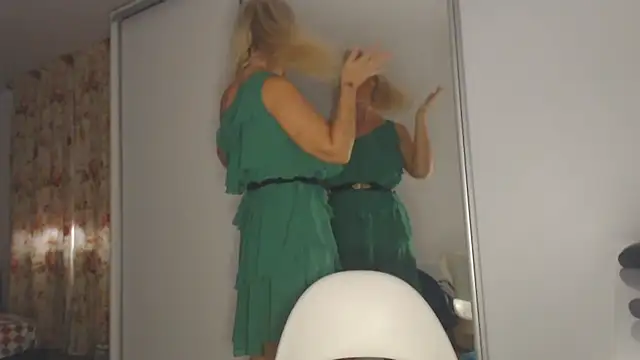 merlyn4 online show from 10-04-25, 12:36