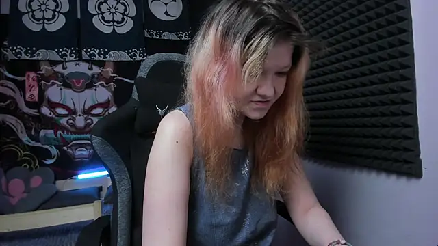 Nora lovvvv online show from 09-23-25, 10:51