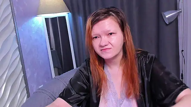 Nora lovvvv online show from 10-29-25, 10:17