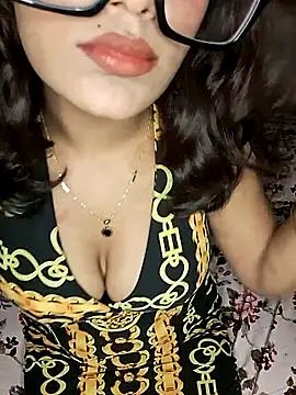 Snapshot of ALEXA_1100 chatting on 09-13-25, 07:24 ALEXA 1100 online show from 09-13-25, 07:24