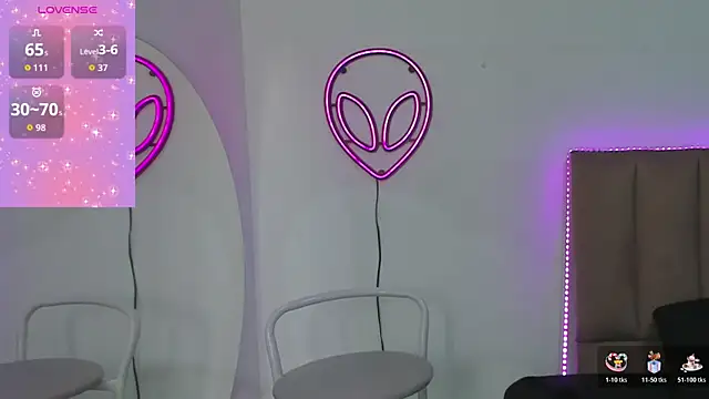 CandyAinsley online show from 11-05-25, 06:19