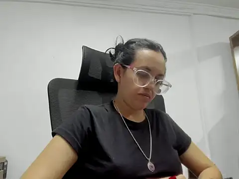 Snapshot of dalila_macherano1 chatting on 10-03-25, 11:57 dalila macherano1 online show from 10-03-25, 11:57