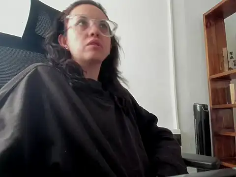 Snapshot of dalila_macherano1 chatting on 12-01-25, 03:50 dalila macherano1 online show from 12-01-25, 03:50