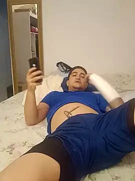 Snapshot of Picademel2525 chatting on 11-16-25, 05:07 Picademel2525 online show from 11-16-25, 05:07