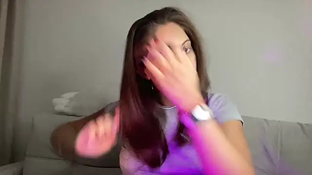 Snapshot of StellarAlice chatting on 10-05-25, 04:05 StellarAlice online show from 10-05-25, 04:05