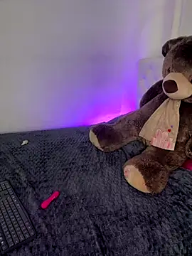 kylie444  online show from 09-21-25, 01:51