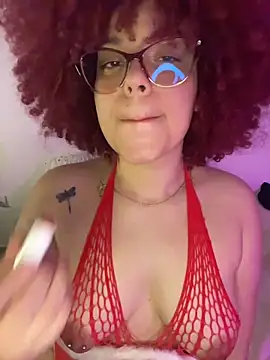 Snapshot of Enyagleam_ chatting on 12-21-25, 03:24 Enyagleam online show from 12-21-25, 03:24