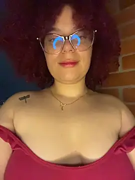 Snapshot of Enyagleam_ chatting on 01-10-26, 02:46 Enyagleam online show from 01-10-26, 02:46