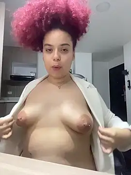 Snapshot of Enyagleam_ chatting on 02-07-26, 02:37 Enyagleam online show from 02-07-26, 02:37