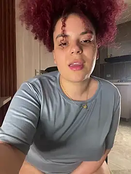 Snapshot of Enyagleam_ chatting on 02-13-26, 01:56 Enyagleam online show from 02-13-26, 01:56