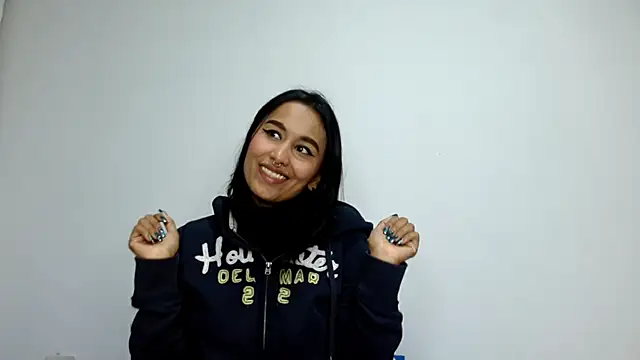 Gia Lee online show from 10-02-25, 03:13