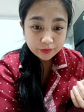 Snapshot of Minn-cute chatting on 10-04-25, 06:55 Minn-cute online show from 10-04-25, 06:55