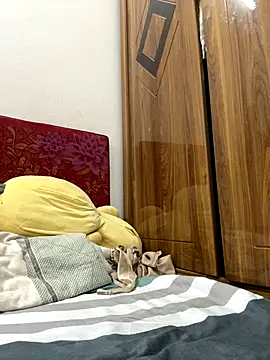 July-Asian online show from 10-25-25, 02:56