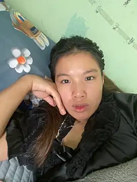 QueenLink online show from 10-13-25, 04:45