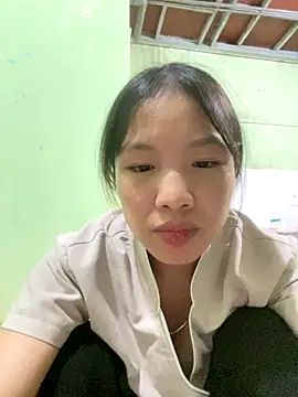 QueenLink online show from 10-14-25, 04:08