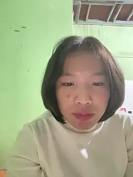 QueenLink online show from 10-25-25, 04:46