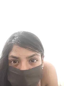 Snapshot of sassyy_poonam chatting on 09-08-25, 03:55 sassyy poonam online show from 09-08-25, 03:55