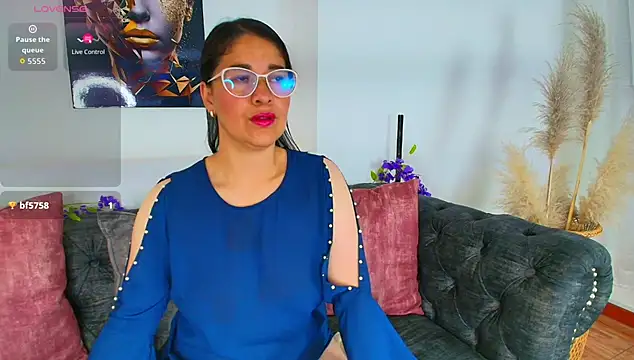 Alana steel 1 online show from 09-28-25, 11:59