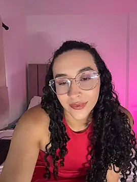 Snapshot of alehia_cute chatting on 04-25-26, 10:40 alehia cute online show from 04-25-26, 10:40