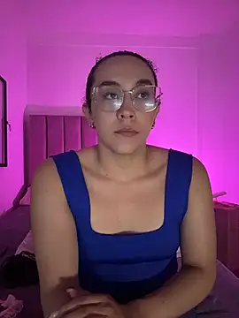 Snapshot of alehia_cute chatting on 05-30-26, 10:40 alehia cute online show from 05-30-26, 10:40