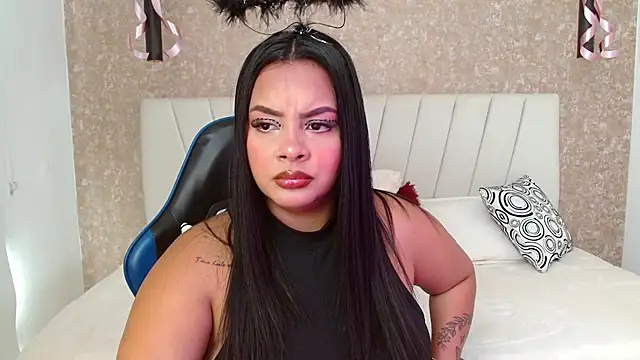 Amaranta carey online show from 11-17-25, 05:41