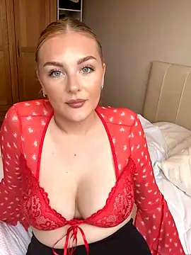 Layla 20  online show from 10-28-25, 12:52