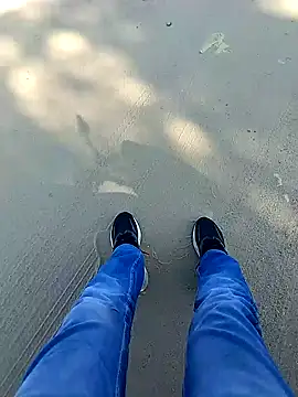 Desiandaj online show from 12-17-25, 08:31