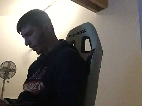 coupleamateurfun23 online show from 12-05-25, 05:09