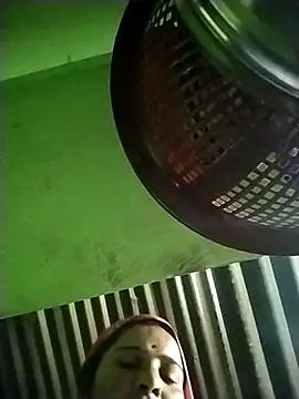 Snapshot of Hot_Kajal5 chatting on 11-30-25, 01:04 Hot Kajal5 online show from 11-30-25, 01:04