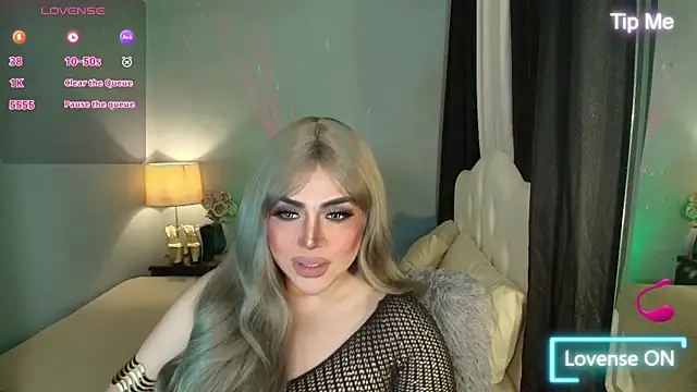 Snapshot of Unforgettable_Maria chatting on 11-12-25, 05:41 Unforgettable Maria online show from 11-12-25, 05:41