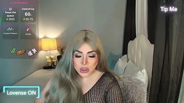 Snapshot of Unforgettable_Maria chatting on 12-04-25, 02:54 Unforgettable Maria online show from 12-04-25, 02:54