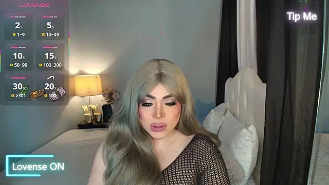 Snapshot of Unforgettable_Maria chatting on 12-05-25, 03:37 Unforgettable Maria online show from 12-05-25, 03:37